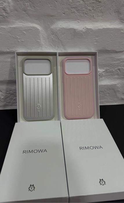 Rimowa Silver & Black Case - Iphone 17 Pro / Max