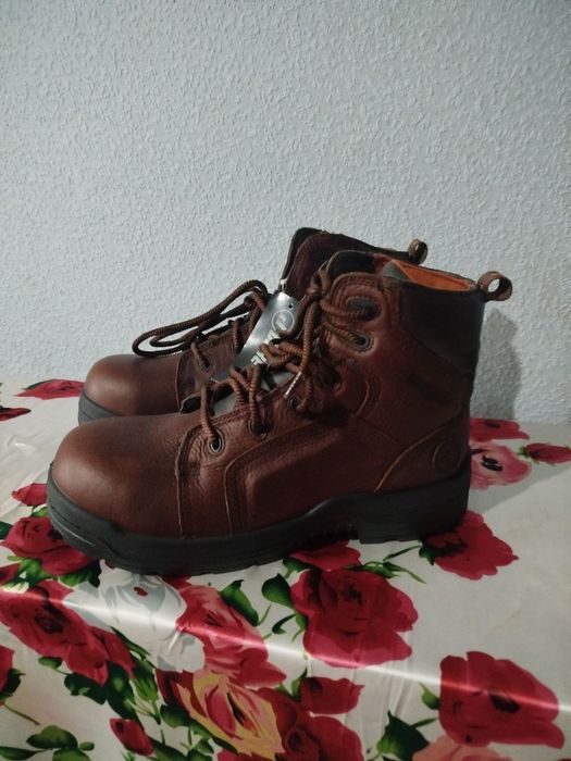 Мужские кожаные ботинки фирмы DUKE супер качество