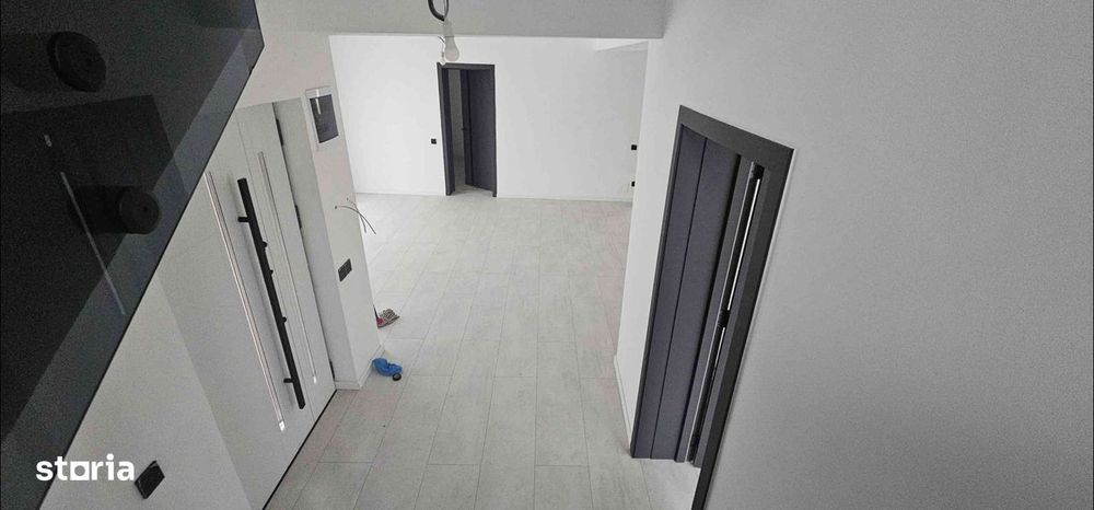 Parcul Tineretului ( amfiteatrul ) str.Martisor