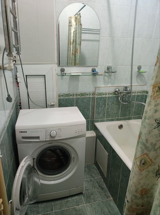 Срочно Продаётся Мирабад 2/7/9 с мебелью техникой ремонт хороший !