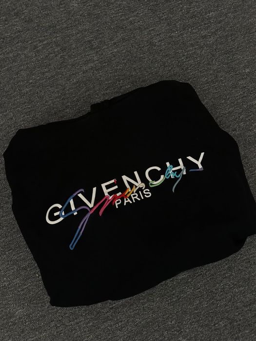 Оригинален Givenchy Rainbow Signature Суичър