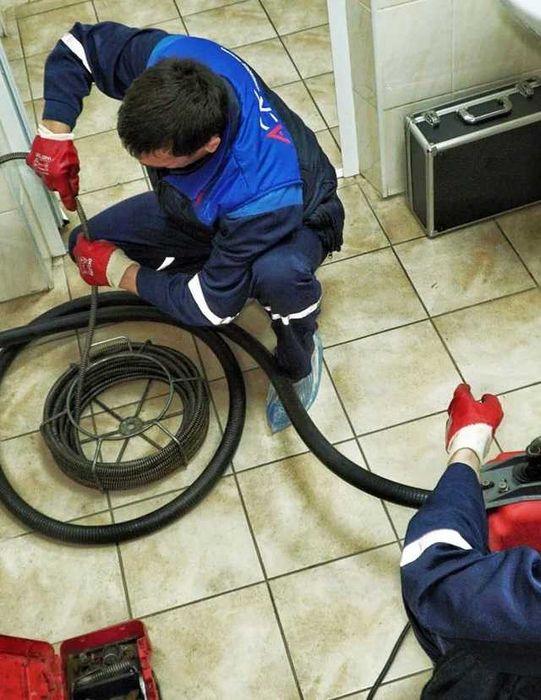 Сантехник Прочистка канализации, чистка труб, устранение засора