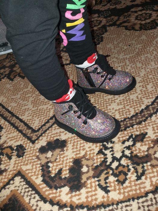 Продам ботиночки