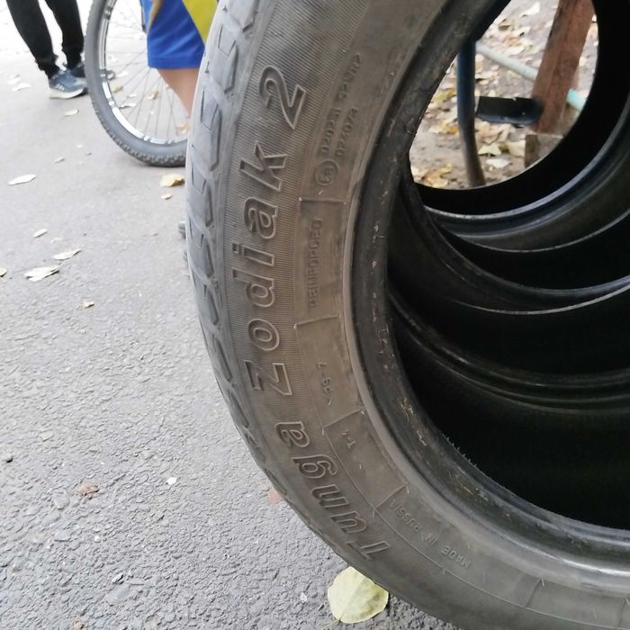 Продам     резину