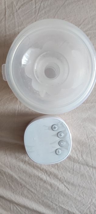 Електрическа помпа за кърма hands- free