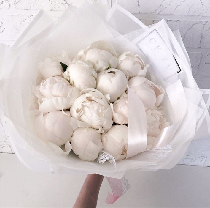 Доставка цветов,букет цветов,розы,пионы,тюльпаны