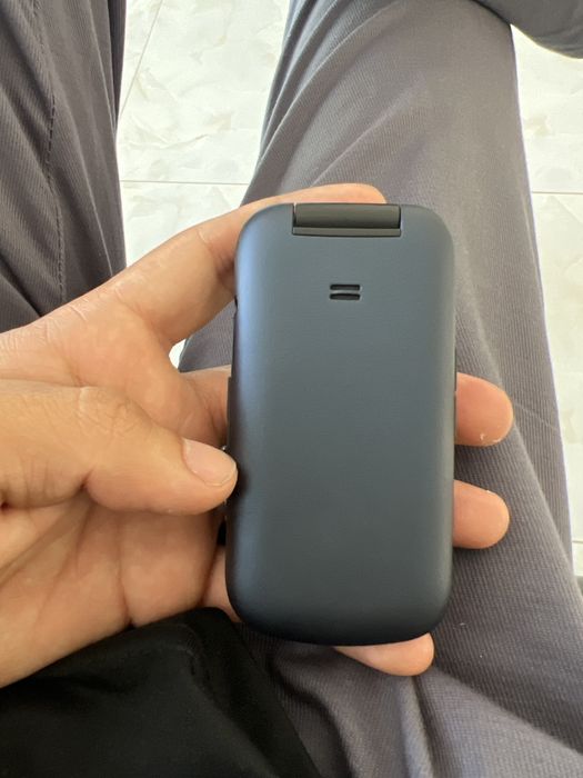 Samsung duos ochilib yopiladigan knopka kamerali 2 sim