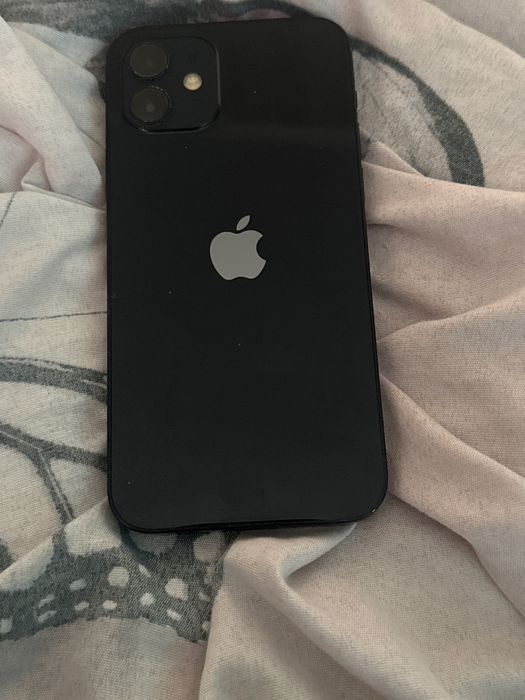Iphone 12 64 gb топ състояние