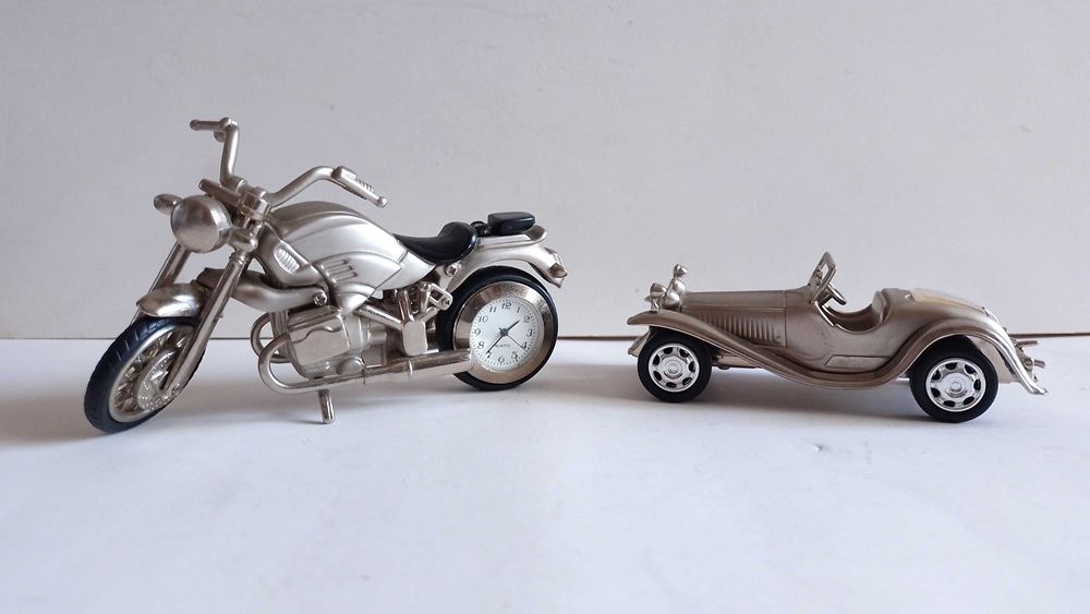 Метални часовници