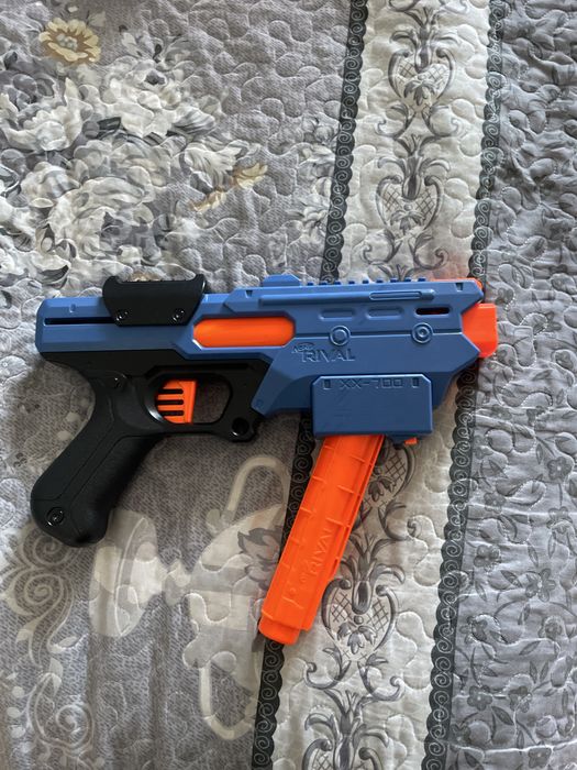 Игрушечный автомат , нуту патрон