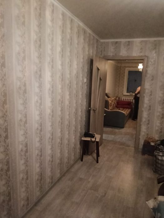 Продам! 2к район Колхозного рынка 3/5