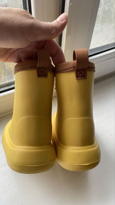 Сапожки резиновые 24-25 р