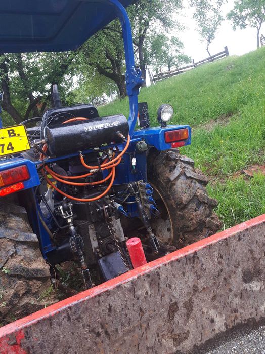 Tractor Europard 354