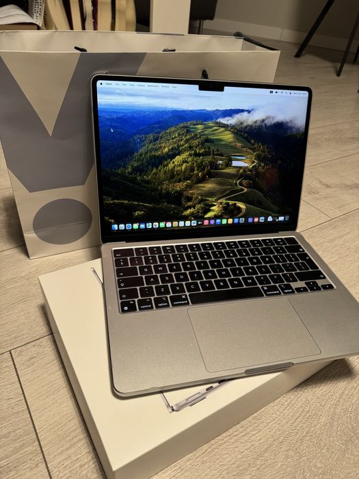 Macbook Air M2 чип, 512GB , 8GB, 8ядра CPU и 10 ядра GPU