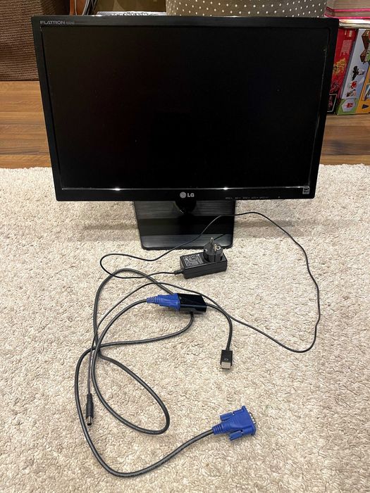 Монитор Lg flatron e2242t