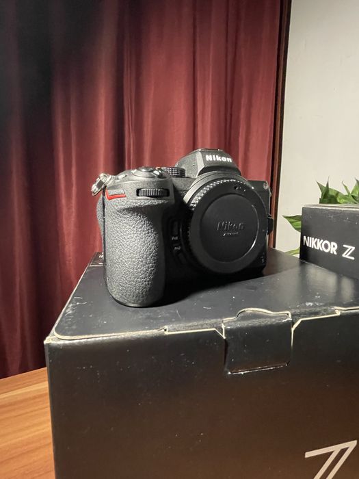 Camera foto Nikon z5 kit , nikkor z dx 50-250