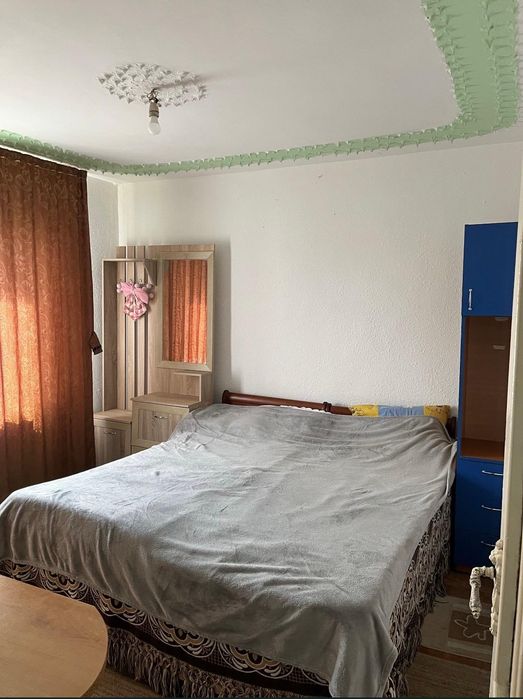 Închiriez apartament cu 3 camere Luduș cartierul Arizona