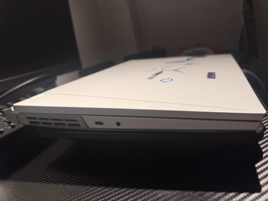 Laptop Gaming Lenovo Legion 5 PRO Ryzen 7 5800 RTX 3070 165Hz WQHD 16gb 2TB SSD White