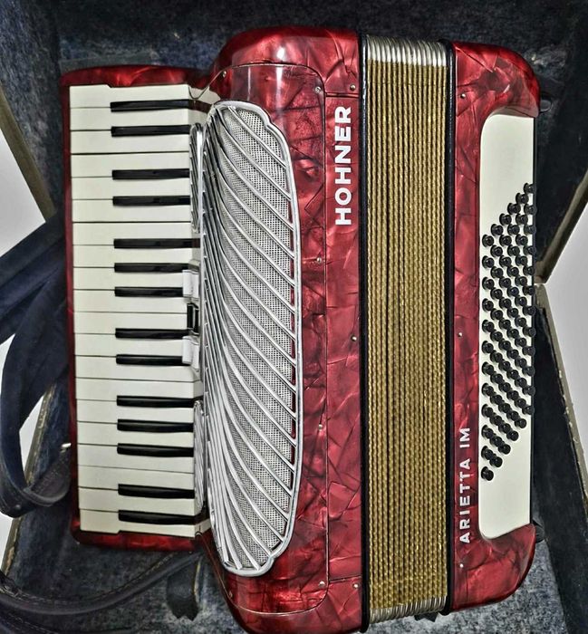 Acordeon bohner 72 basi rosu