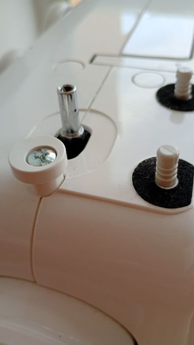 Шевна машина JANOME JUNO E1015 в гаранция