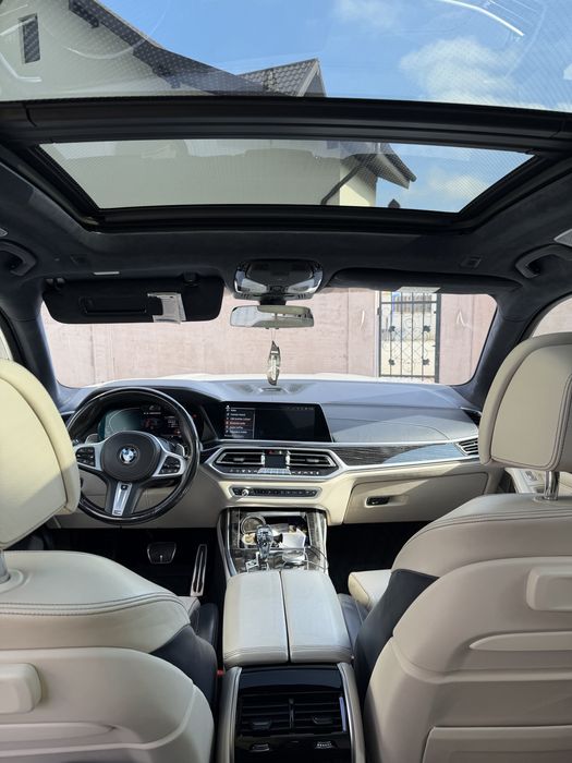 Vând sau schimb BMW X7 xDrive50d M-Packet 2020