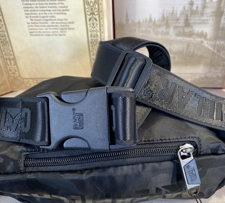 Чанта CAT - Caterpillar Strong