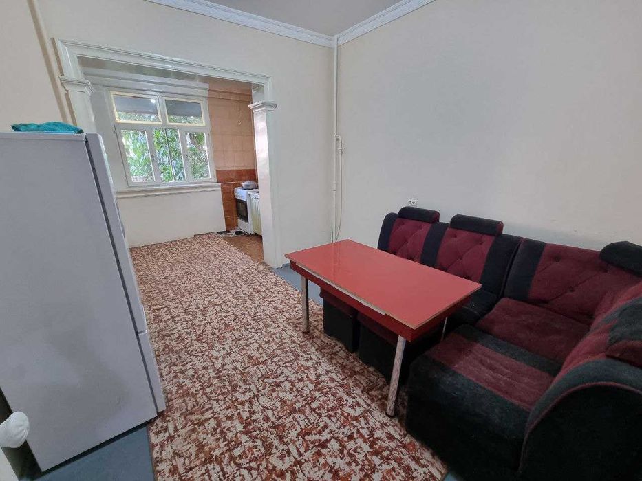 Продаю 4+1 комнатную квартиру.