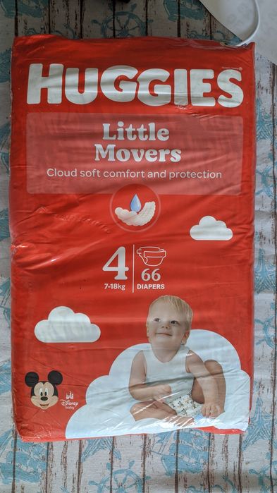Памперси HUGGIES номер 4