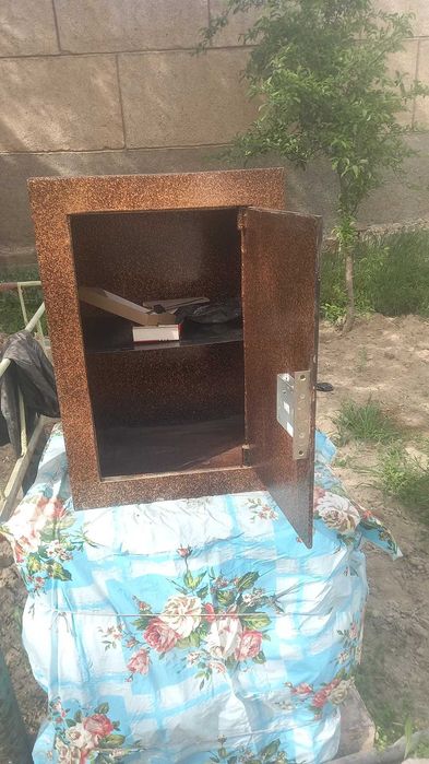 продаётся сейф. Бухорода сейф сотилади