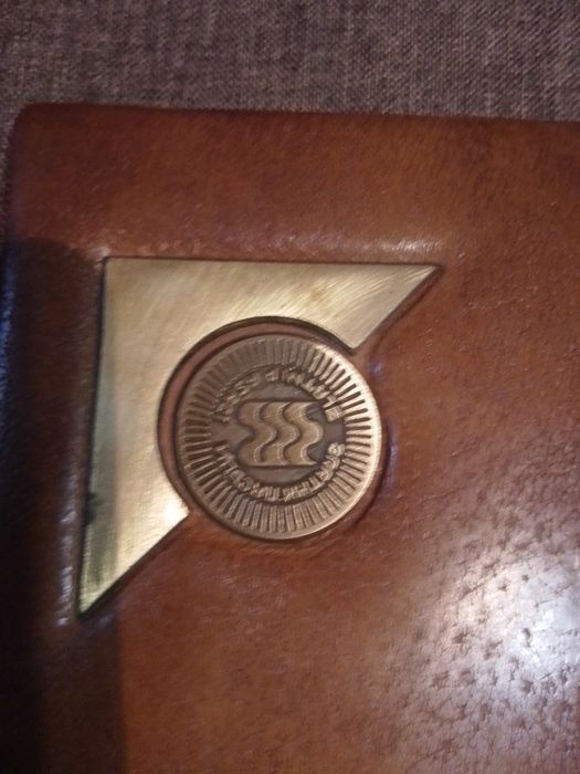 Кожена папка-10лв