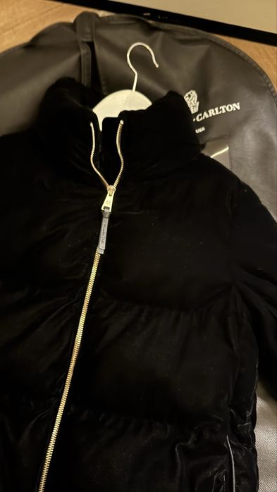 Зимняя женская куртка massimo dutti