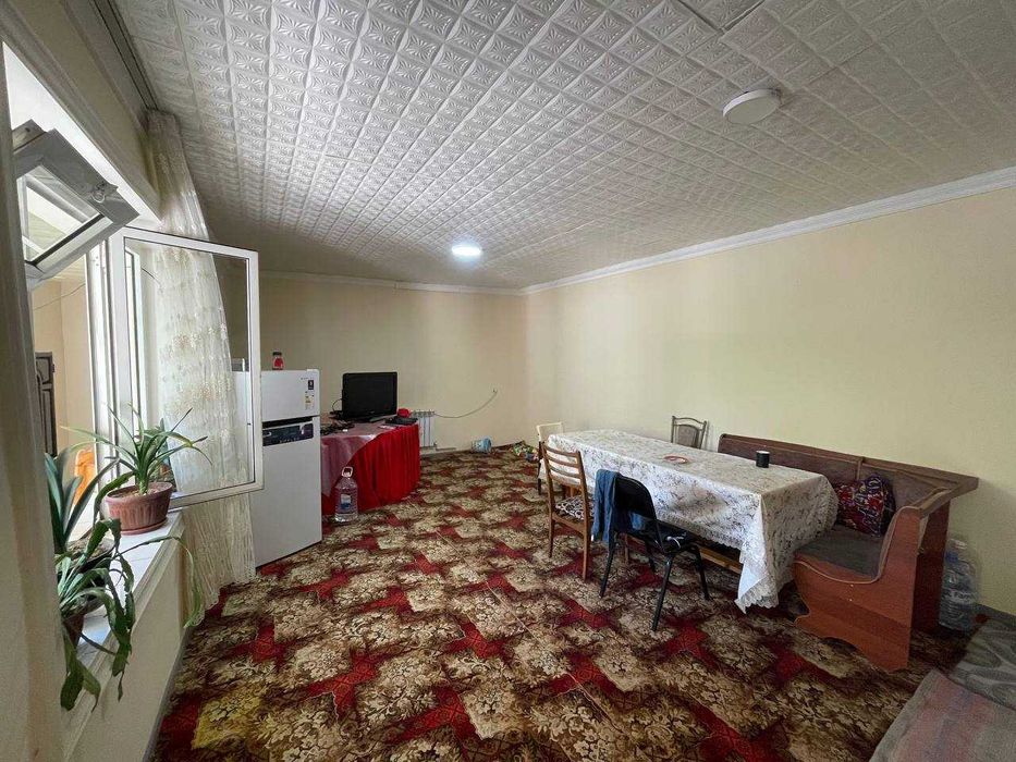 Продается уютный дом в махалле Лохутий (7.6 соток)