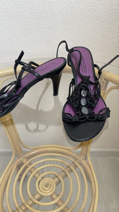 Босоножки вечерние