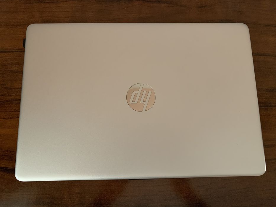 Hp noutbook sotiladi
