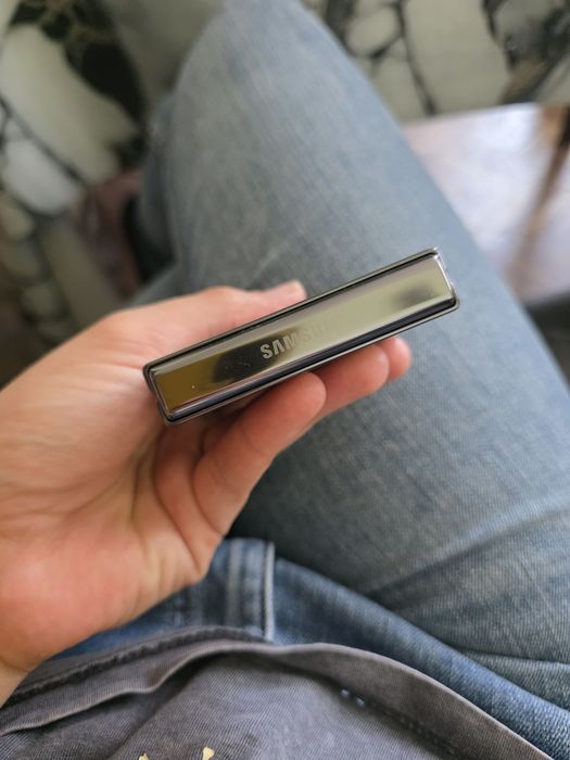 Samsung galaxy z flip 5 512gb