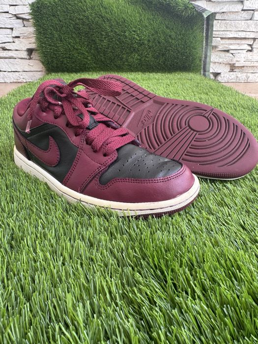 Обувки nike air jordan