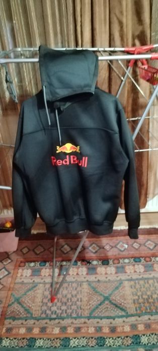 Jacheta cu glugă  Red Bull