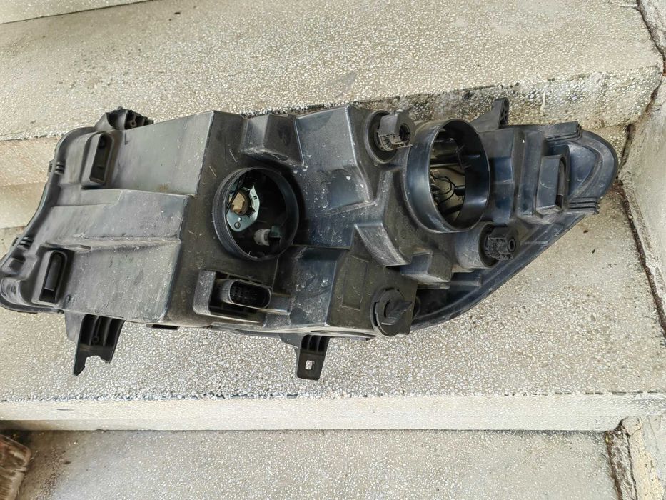 Фарове Mercedes Sprinter W910 ляв десен/Фар Мерцедес Спрентер Оригинал