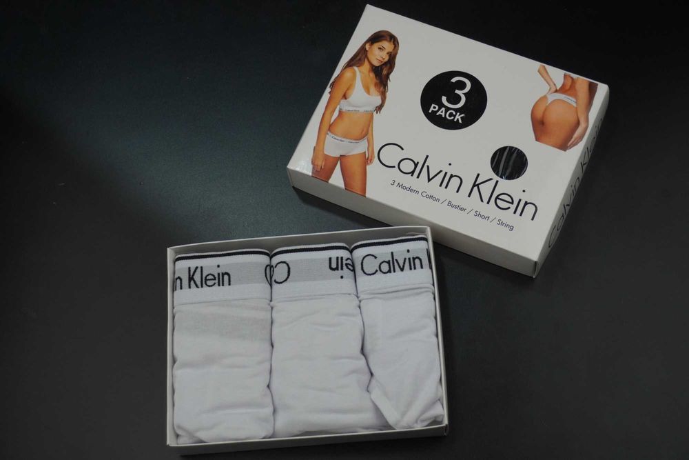 Set dama Calvin Klein 3 piese Bustiera, Boxeri și Chilot tanga