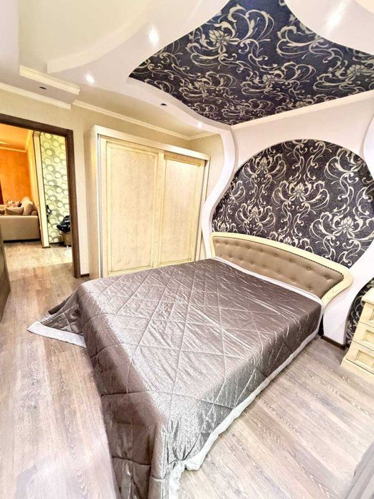 3-х комнатная на метро Хамза, евро, мебель и техника,68м2