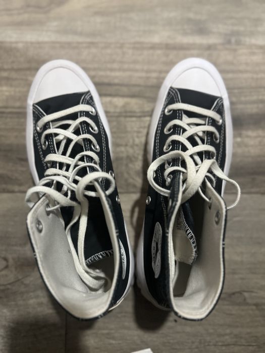 Converse платформа кецове – черни, модерни и удобни