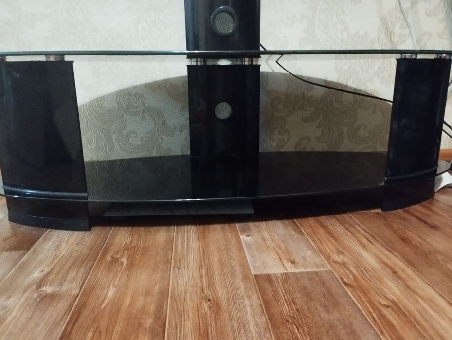 Подставка для телевизора