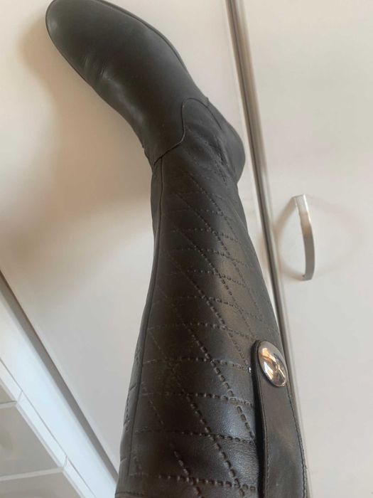 Продавам ботуши естествена кожа 38