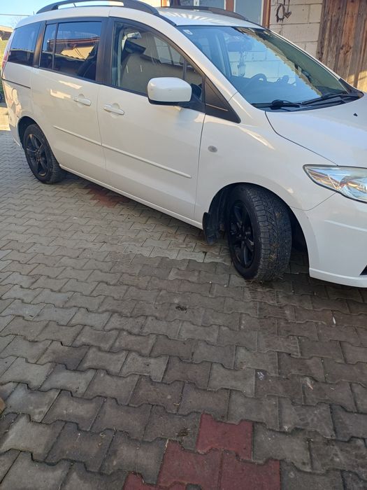 Vând sau schimb cu duster  Mazda5, 7 locuri!