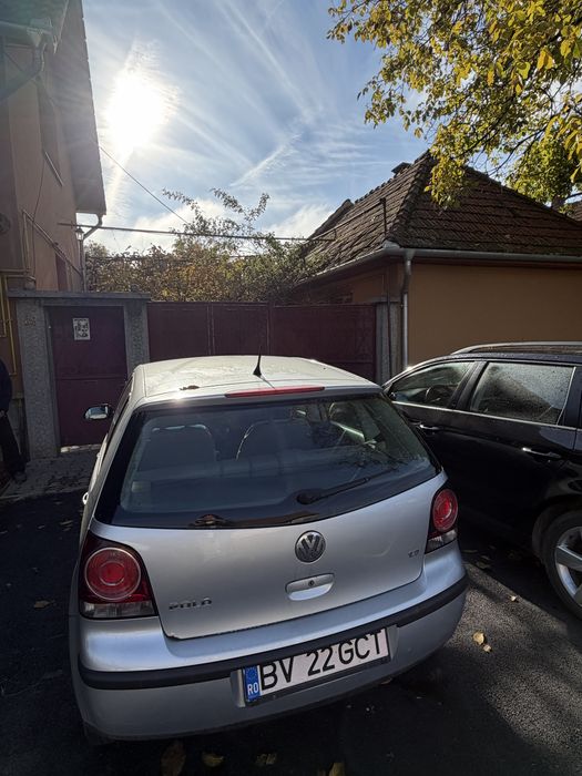 VOLKSWAGEN Polo 2009 — imagine 3