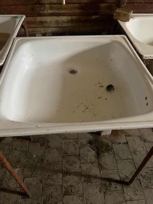 Продам ванны срочно