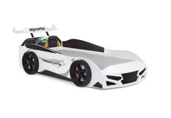 Pat masina cu lumini