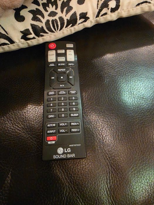 LG саундбар и субуфер