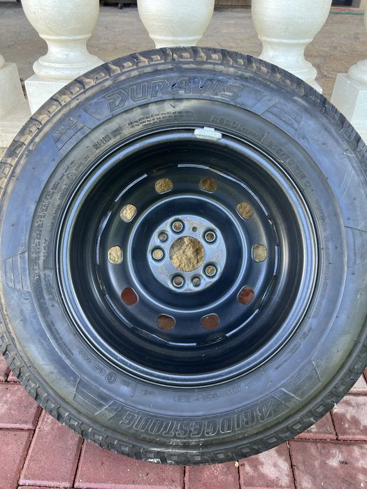 Set 4 roți noi 215/70/R15C (Fiat,Peugeot,Citroen)