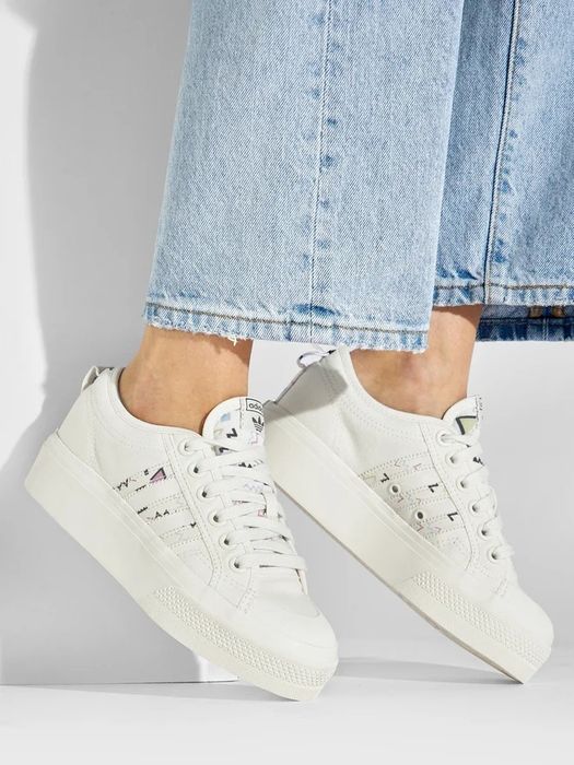 Адидас - Сникърси Nizza Platform